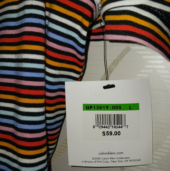 Calvin Klein Pajamas Sleepwear Set Tank & Shorts - Picture 2 of 13